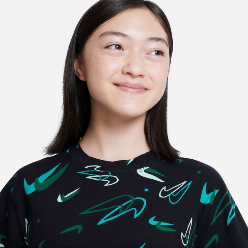 Nike Sportswear Jr. T-shirt DV0568 010