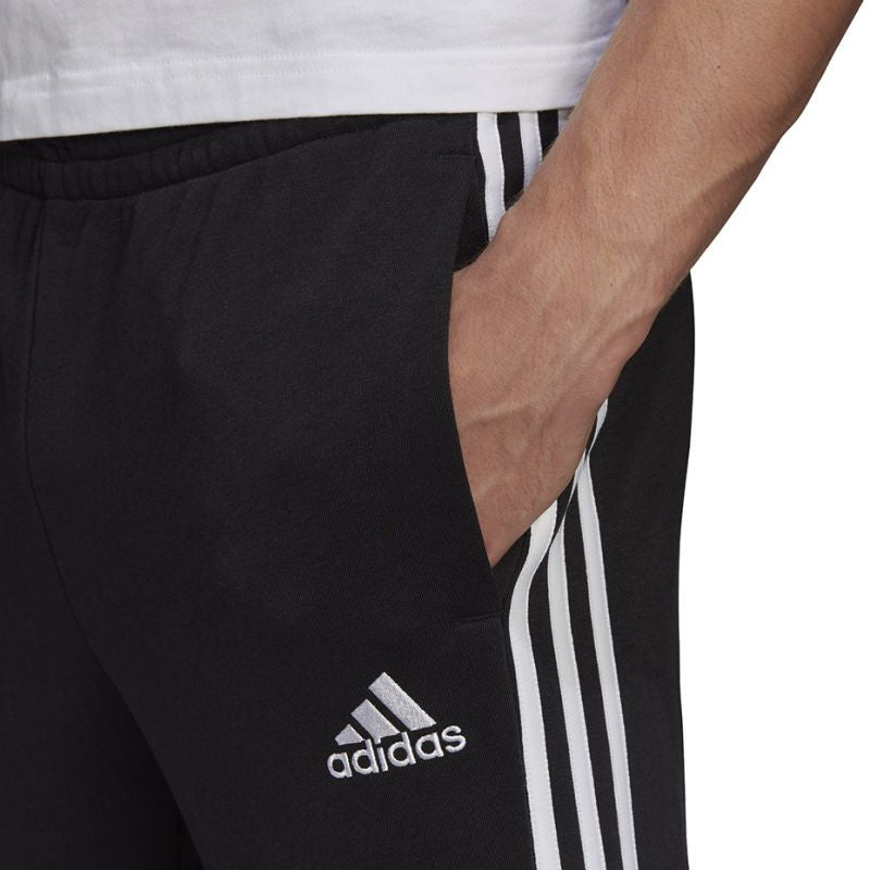 adidas Essentials Tapered Cuff 3 Stripes M GK8831 pants